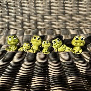Vintage Sears‎ Neil the Frog Family Miniatures Set Of 6